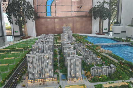 龙都皇家半岛2室2厅1卫49万85m2出售